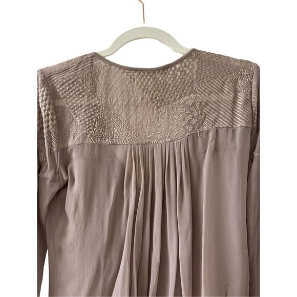 Gold Hawk Tassel Front Long Sleeve Peasant Blouse Womens Tan Size XS - Picture 5 of 8